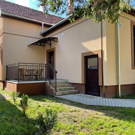קישקונהלש Kovacs Apartmanhaz חדר תמונה