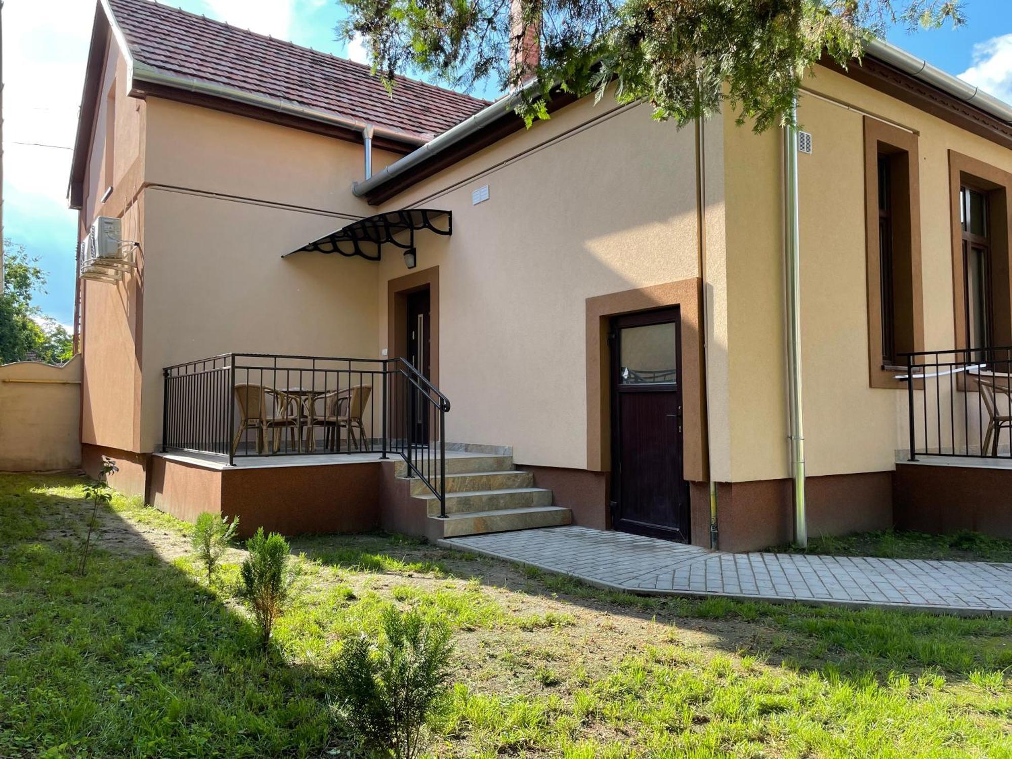 קישקונהלש Kovacs Apartmanhaz חדר תמונה