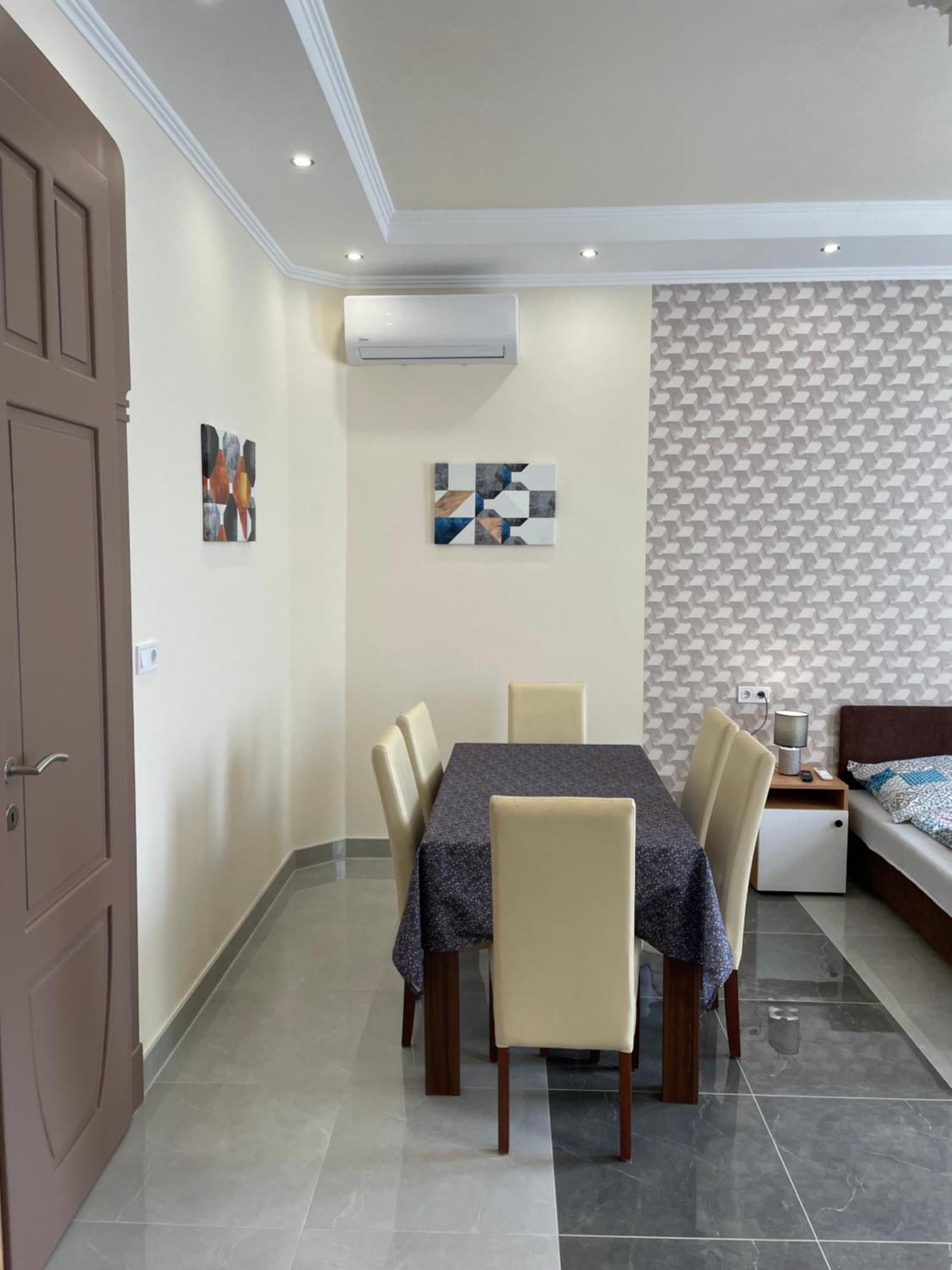 קישקונהלש Kovacs Apartmanhaz חדר תמונה