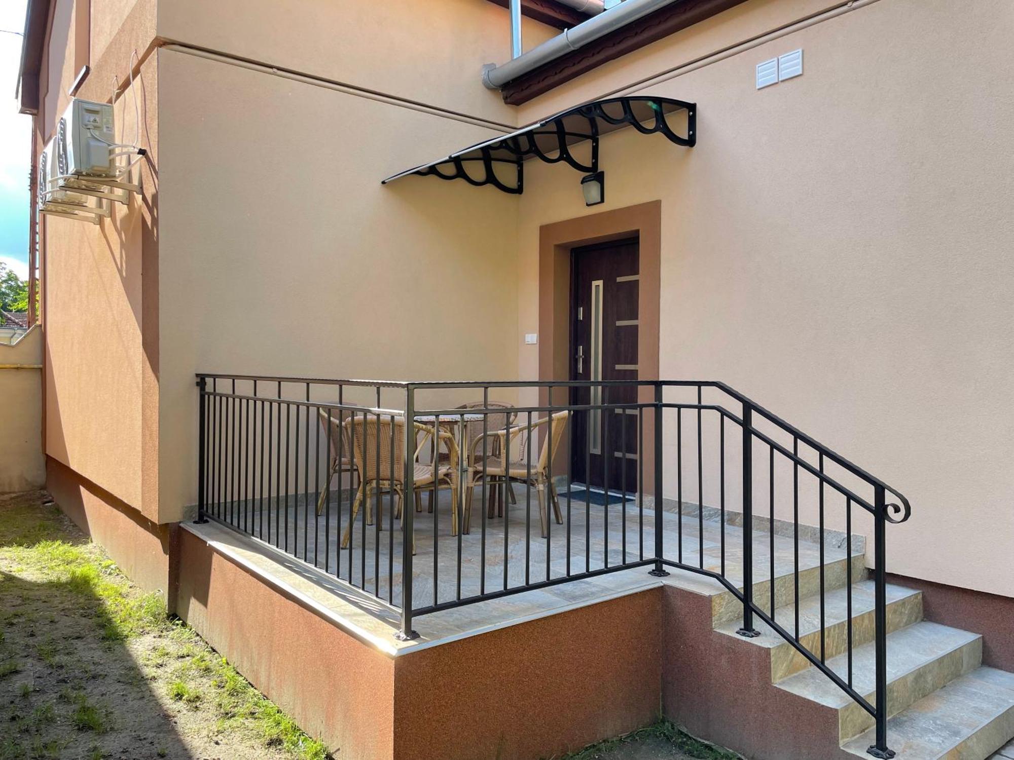 קישקונהלש Kovacs Apartmanhaz חדר תמונה